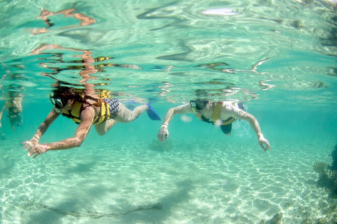3-in-1 Puerto Morelos: Snorkeling, Tequila & Beachside Lunch - Beachside lunch: included, but pay attention to what else costs