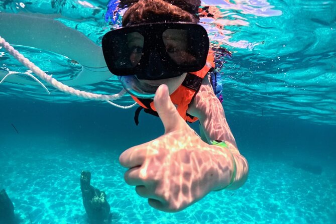 All Inclusive Isla Mujeres Catamaran - Beach Club on Isla Mujeres: buffet lunch and real hang time