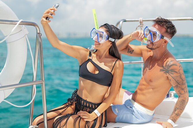 All Inclusive Isla Mujeres Catamaran - Playa Centro walking time and the tequila tasting courtesy