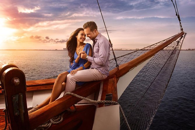 Amazing Romantic Dinner on a Spanish Galeon with Saxophone Music - The Spanish Galleon You’ll Actually Feel Part Of