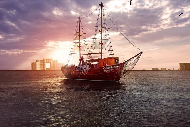 Amazing Romantic Dinner on a Spanish Galeon with Saxophone Music - Saxophone Music That Actually Drives the Mood