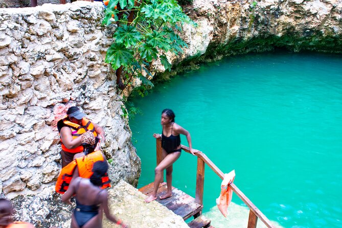 Best Combo from Cancun - Zipline Cenote ATV (Shared) and Lunch From Cancun - Safety and Waiting: How to Make This Day Feel Smooth