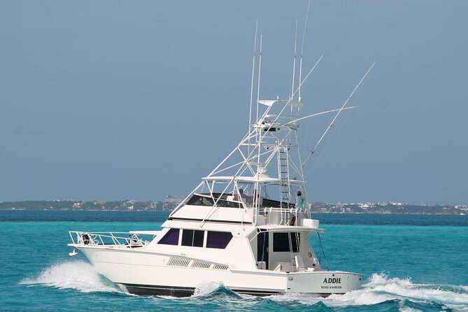 Biggest Luxury Yacht Boat Best in Cancun up to 28 pax - Playa Norte Anchoring: The Part That Turns a Boat Ride Into a Day