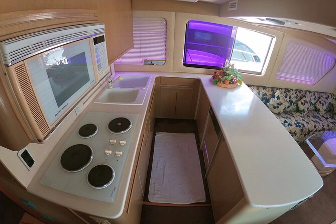 Biggest Luxury Yacht Boat Best in Cancun up to 28 pax - Music, Food, and Drinks: Making It Feel Like Your Party
