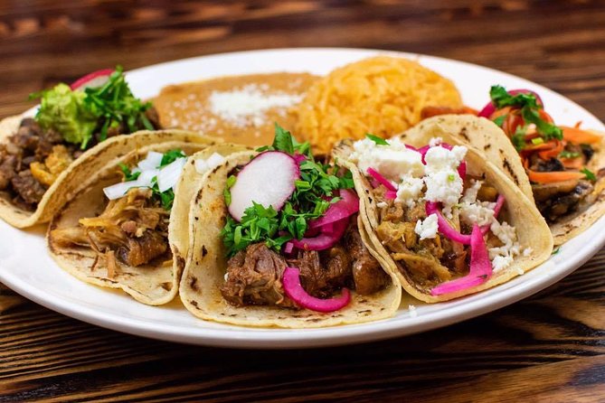 Cancun Authentic Taco Tour - Guide Interaction: Bilingual Help and a Friendly Pace