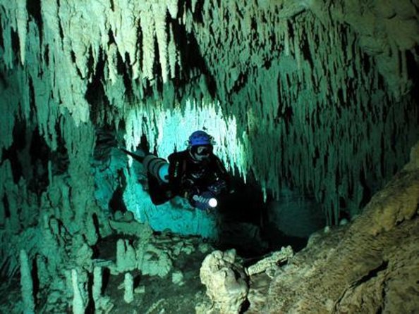 Cancun Cenote Tour: Snorkeling, Rappelling and Ziplining - Sac Actun Snorkeling: Nohoch Nah Chich and the Cool-Down Break