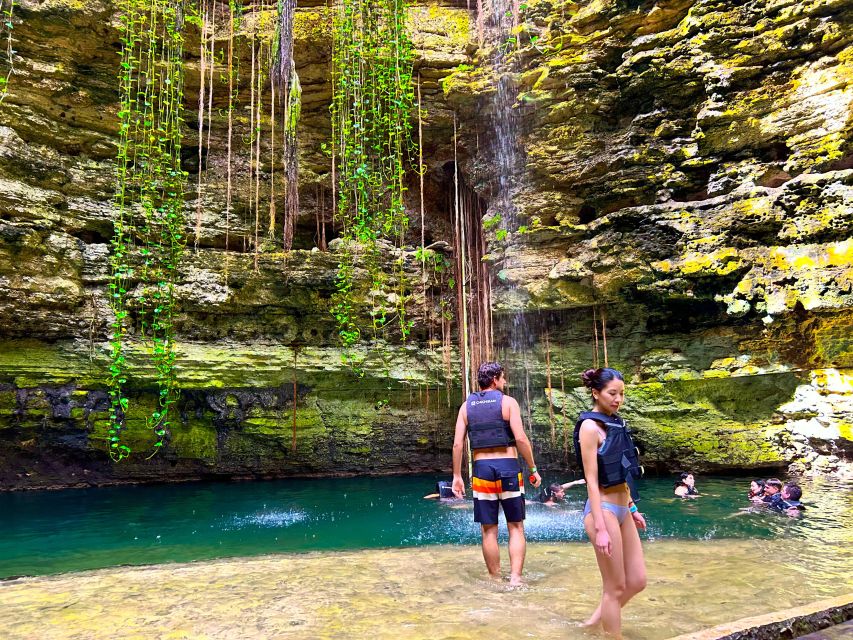 Cancun: Chichen Itza Early Access Guided Tour - No tourist-trap shopping: what that means in the real world