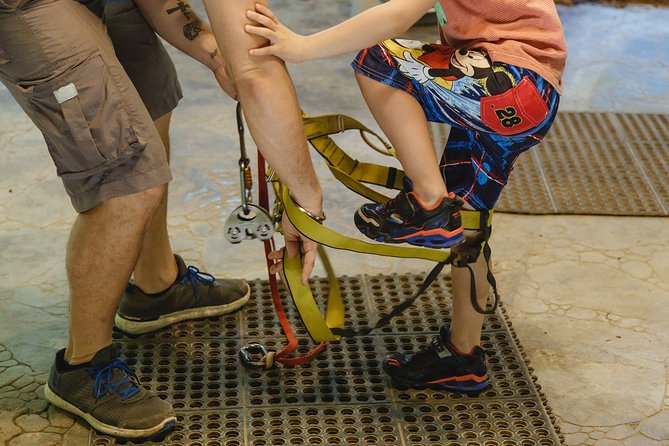 Cancun Extreme Zipline Canopy Tour - Guides and group pacing: why people feel safe