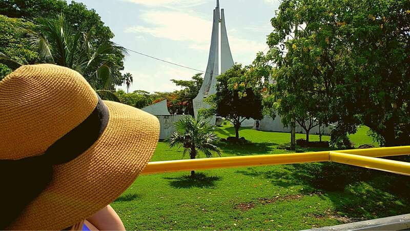 Cancun: Guided City Tour with Shopping by Double Decker Bus - Why a double-decker bus is the smartest way to see Cancun in half a day