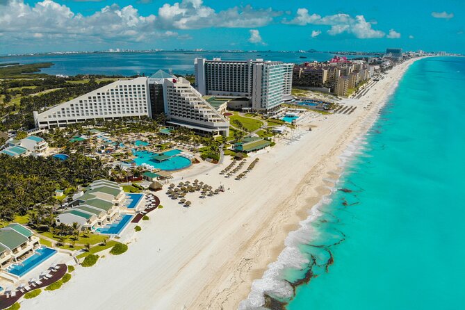 Cancun Guided Sightseeing, Shopping and Tasting Tour - The “guided” part feels real, but the stops drive the experience