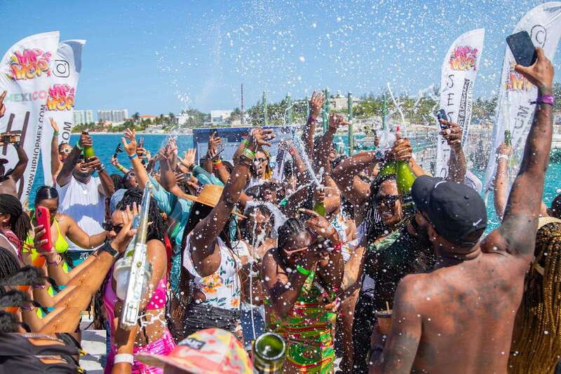 Cancun: Hip Hop Sessions Party Boat Cruise - Photos and the best times to capture the moment