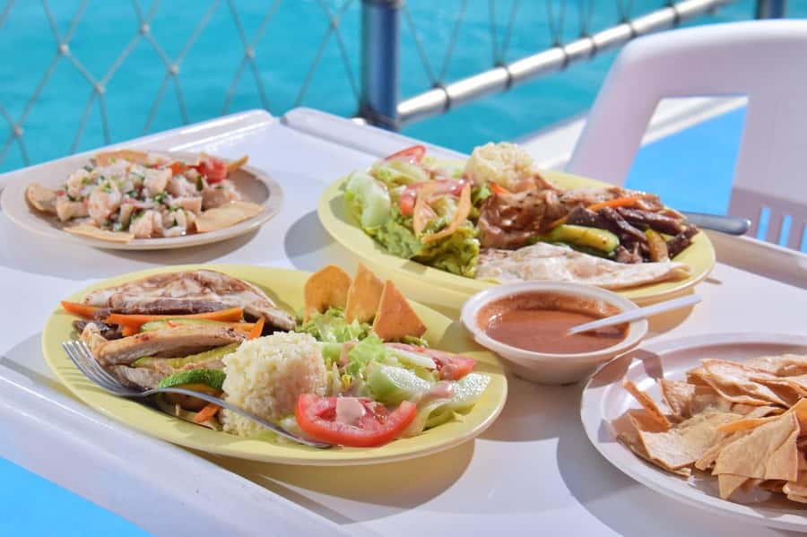 Cancun: Isla Mujeres Full Day Dancer Cruise - Water slide and jump-off time: the “everyone plays” window