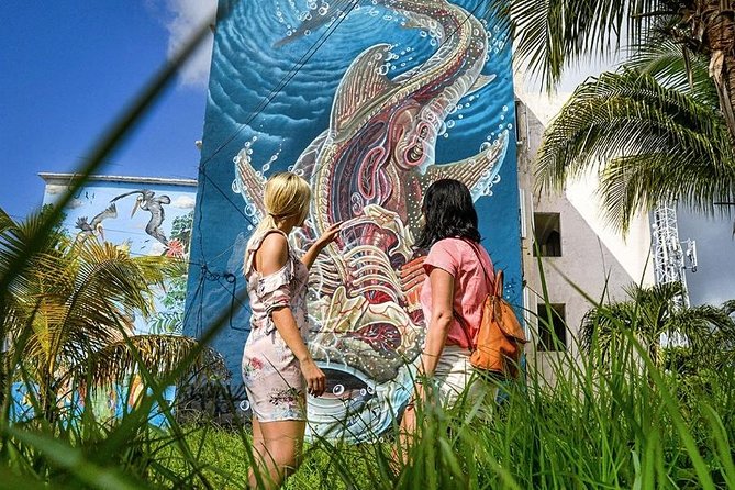 Cancun Private Street Art Tour - Tour start at Jardín del Arte: how to keep logistics from stealing your fun