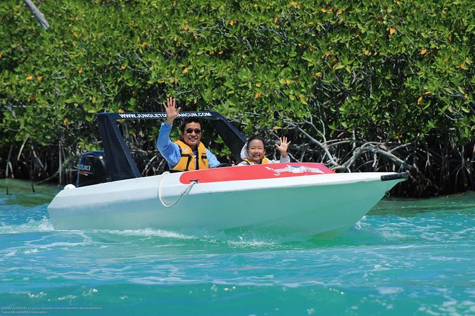Cancun speedboat and snorkel tour: shared speedboat - Guide energy: what makes the instruction feel worth it