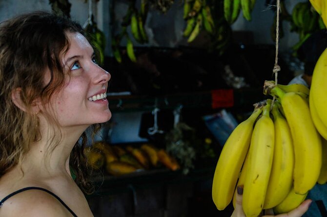 Cancun Walking Food Tour: Local Food, Markets, and Street Art. - Stop 1: Mercado 28 and the Yucatec flavor kickoff