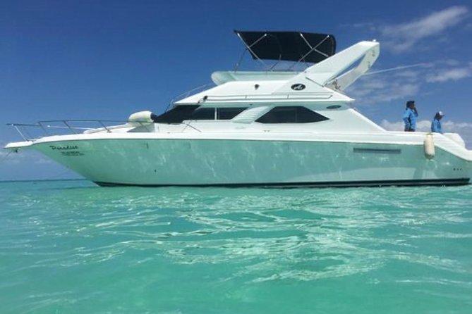 Cancun yachts rental YACHT 46 FT, 15 PAX MAX 25P12 - The Real Appeal: A 46-Foot Private Yacht With Room to Breathe