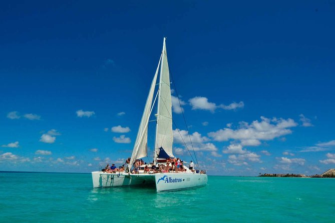Catamaran Sailing to Isla Mujeres with Snorkeling, Lunch & Open Bar included - The 8-Hour Rhythm: From Check-In to Isla Mujeres and Back