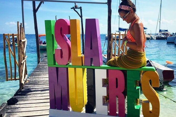 Catamaran Sailing to Isla Mujeres with Snorkeling, Lunch & Open Bar included - Step One: Check-In at the Marina (What to Expect)