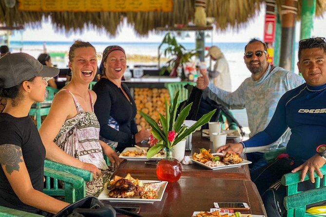 Catamaran Tour to Isla Mujeres from Cancún with Bar and Lunch - Sunset return to Cancún: the payoff