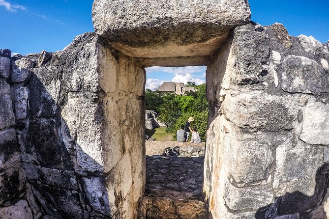 Chichen Itza & Ek Balam Tour From Cancun - Lunch and Snacks: Included Food With a Few Easy Budget Traps