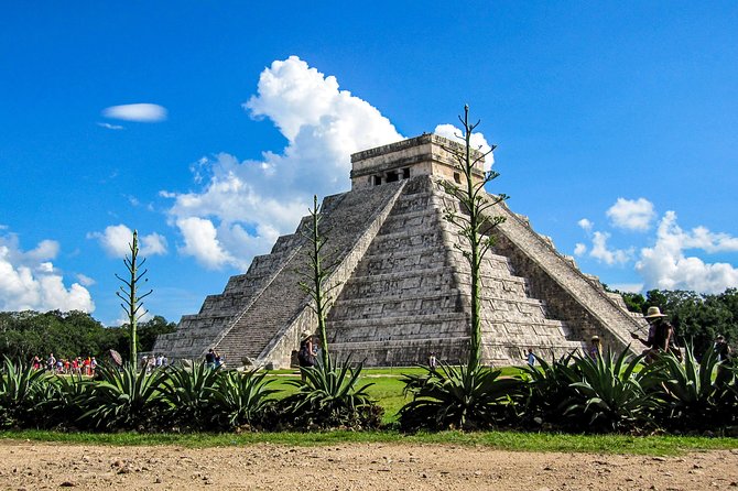 Chichen Itza & Ekbalam with Cenote Swim from Cancun - Cenote Saamal swim: rules, timing, and what to pack