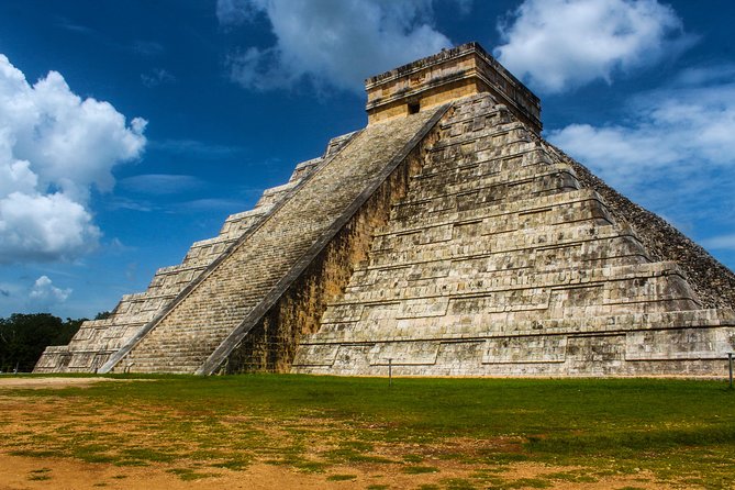 Chichen Itza Express Tour from Cancun - Why the 7:00 am Express timing matters at Chichén Itzá