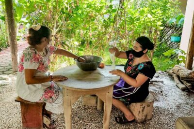 Chichen Itza Gastronomic, Valladolid and Cenote Extremo - Chichen Itza: guided meaning at the Kukulkan pyramid and beyond