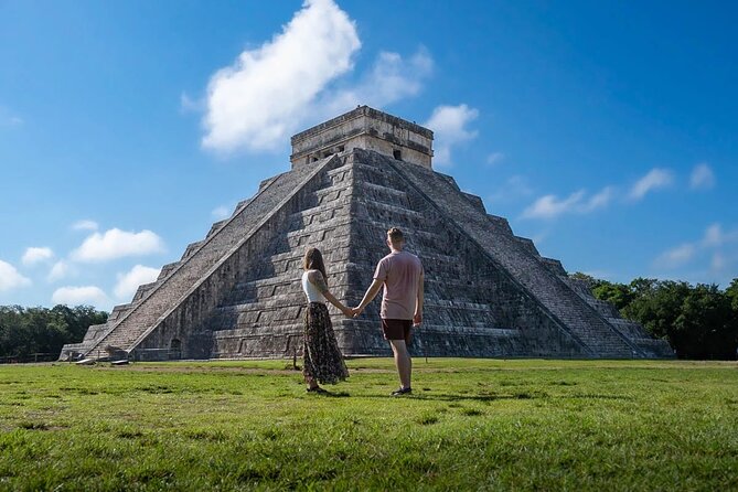 Chichen Itza Ik kil and Suytun Cenote Tour from Cancun - Chichén Itzá with a bilingual guide: what two hours can realistically cover