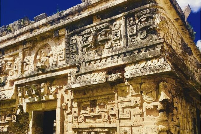 CHICHEN-ITZA MARAVILLA - Cenotes & Valladolid Private Tour - Valladolid on foot: plaza time and the marquesita moment