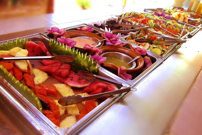 Chichen Itza, Suytun and Ik-Kil Cenote - Hacienda Xaybeh Lunch and the Potential Shopping Trap You Can Control