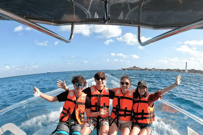 Clearboat in Cancun + Refreshments !! - Drinks, Dock Access, and the Real Value of the $65 Price