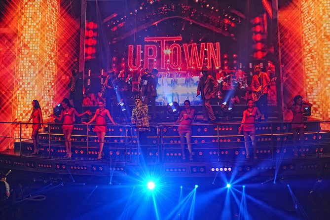 Coco Bongo Cancun Nightclub - Drinks and Snacks: The Domestic Open Bar Money-Saver