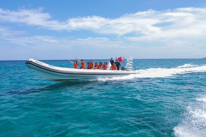Cozumel Starfish and Tropical Reef Snorkeling by Powerboat with Lunch - El Cielo starfish sandbar: what to expect in the shallow water