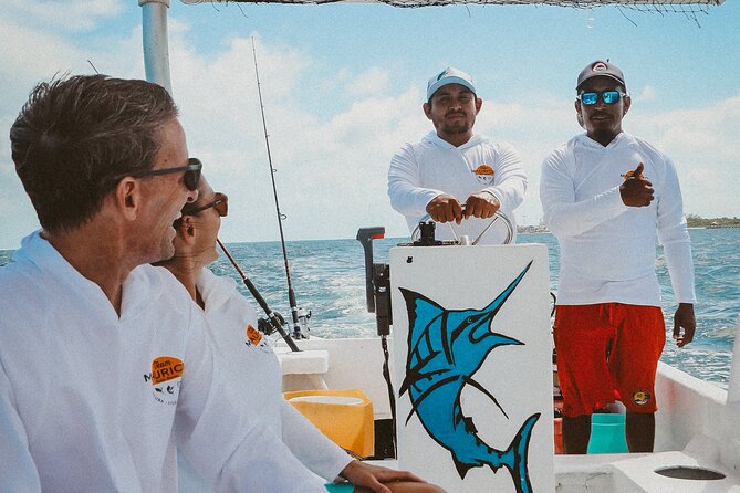 Deep Sea Fishing Experience in Puerto Morelos - Rod time and real help: what the guides do during the action