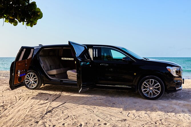 Deluxe GMC Limousine from CUN Airport to Playa Mujeres - Pickup Details That Matter on Real Arrival Day