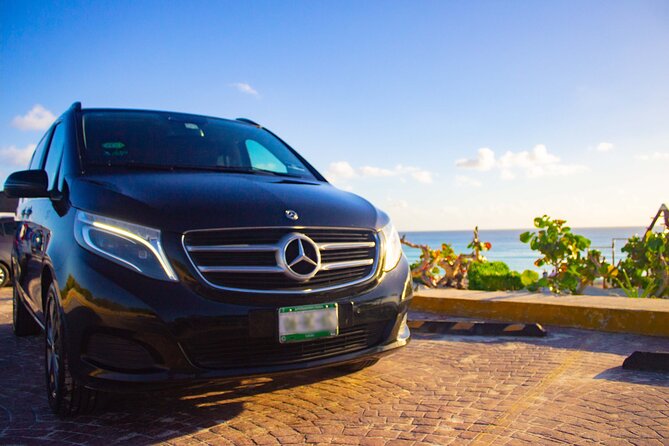 Departures in Mercedes Benz from Playa Mujeres to Cancun Airport - Timing That Keeps You Calm at Cancun Airport