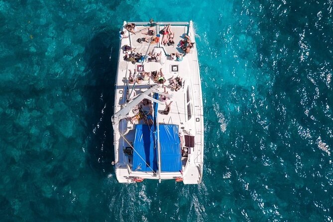 Exciting Catamaran Tour to Isla Mujeres, from Cancún! - Getting on board: what the boat day feels like