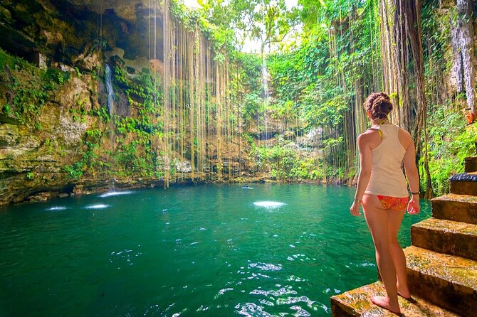 Exclusive Guided Tour: Chichen Itza - Cenote Ik Kil -Valladolid - A morning start that pays off fast