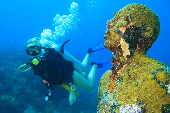 For certified Divers Experience the Under Water Museum and the Manchones Reef - Key highlights that matter
