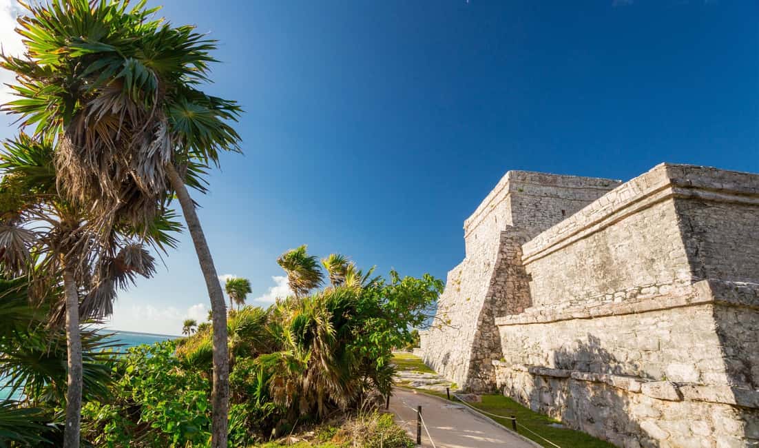 From Cancun: Tulum, Cenote and Turtle Swim Tour at Akumal - Hotel pickup and the bus schedule: where you’ll want to be ready