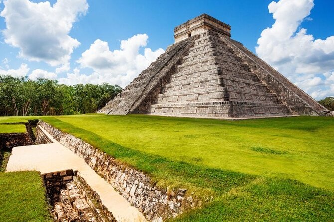 Full day Chichen Itza Tour with Valladolid and Cenote Experience - Lunch and the Food Reality: Included Buffet, Mixed Reviews