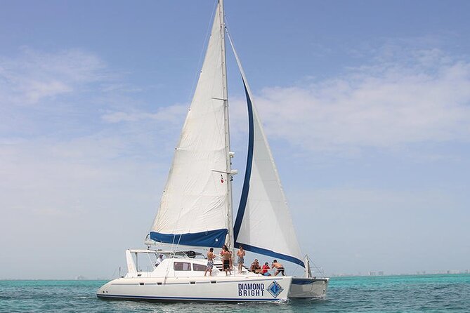 Full-Day Luxurious Catamaran Adventure - Cancún to Isla Mujeres - Meeting point at Puerto Juarez: where your day starts