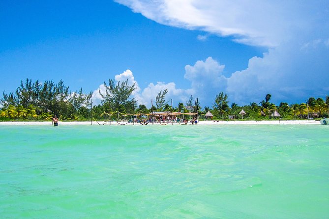 Holbox Island Tour departure from Cancun - Isla Holbox: the main event with a guided orientation