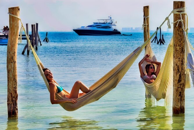 Isla Mujeres Catamaran Sailing Experience with Lunch & Open Bar - From Marina Albatros to Isla Mujeres: the day’s rhythm