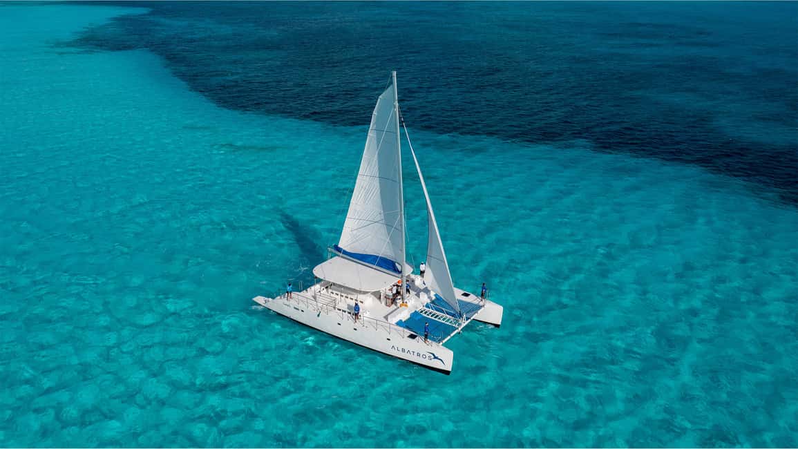 Isla Mujeres Catamaran, Snorkel & Buffet Lunch - Snorkeling on the coral reef: how to make the most of 45 minutes