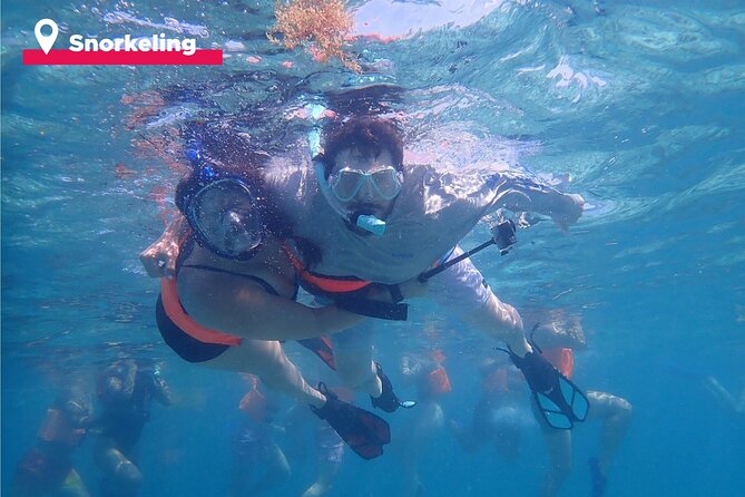 Isla Mujeres Catamaran + Snorkel + Open Bar on board + Buffet - Isla Mujeres: Beach Club Lunch, Vegan Options, and Time to Roam