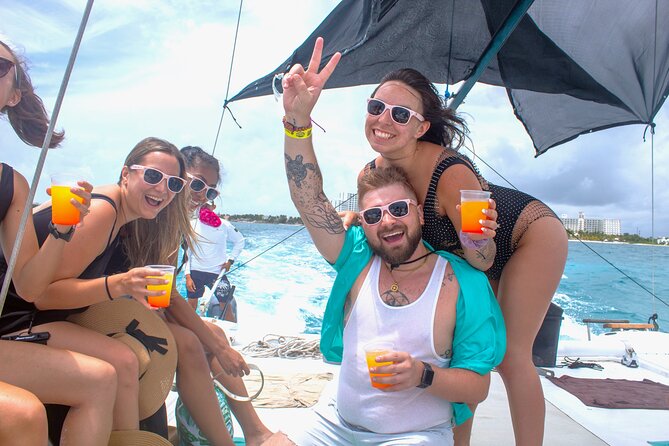 Isla Mujeres Catamaran Tour from Cancun with Snorkel and Open Bar - Group Vibe, Comfort, and Safety Notes You Should Not Ignore