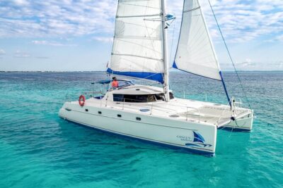 Isla Mujeres Catamaran Tour with Open Bar, Lunch and Snorkeling - The $45 dock fee: the detail that can change the math