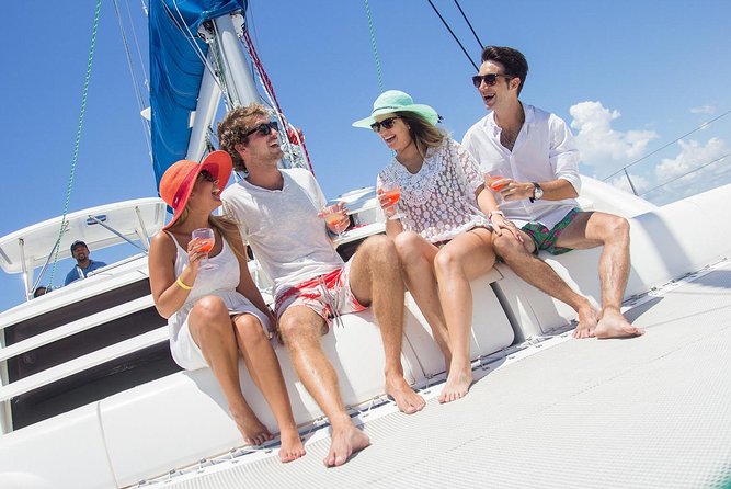 Isla Mujeres Luxury Sailing: Adults Only or Family Friendly - From Cancun hotels to the dock: timing that shapes the whole day
