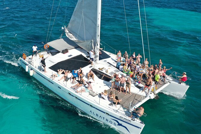 Isla Mujeres Plus by Albatros Catamarans - Isla Mujeres by golf cart and on foot: the part you’ll remember